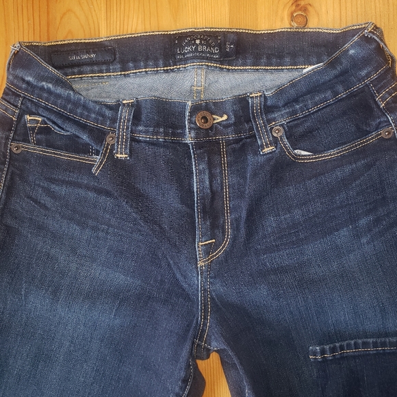Lucky Brand Sofia Skinny Jeans 4/27 - Picture 2 of 7